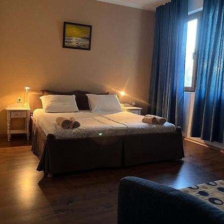 Paunovi Guest House Приморсько Екстер'єр фото